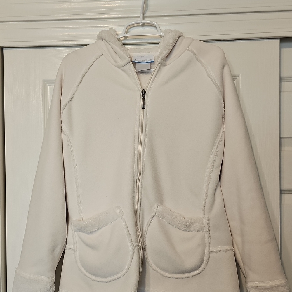 Columbia Women's Off-White Teddy Jacket